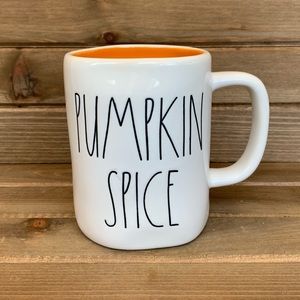 RAE DUNN PUMPKIN SPICE MUG
